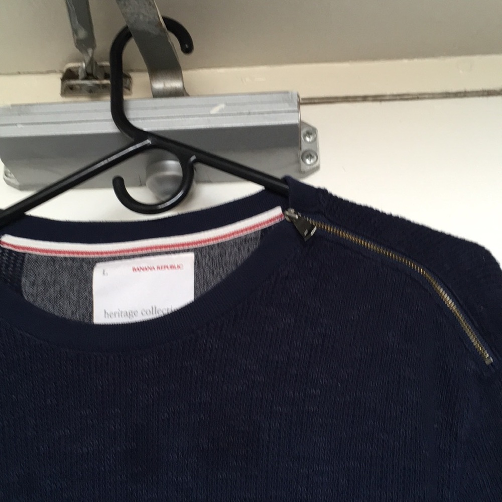 Sweater - Picture 3 of 4
